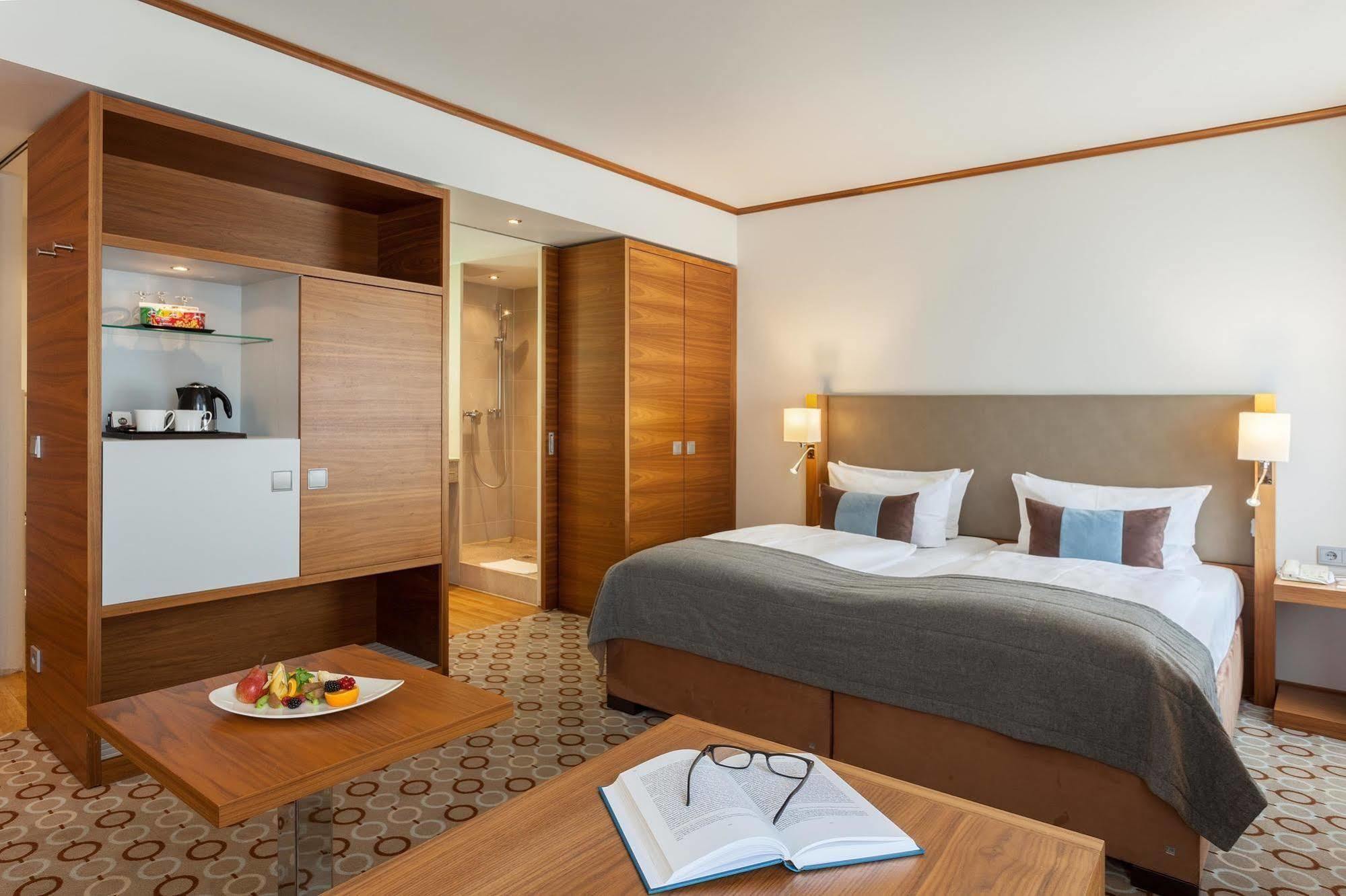 Golden Tulip Berlin Hotel Hamburg Экстерьер фото